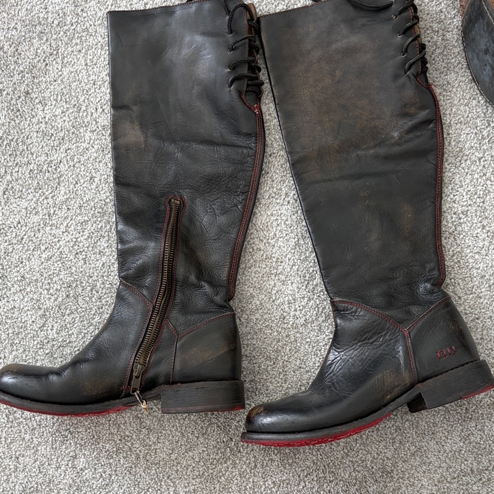 BED|STU Red and Black Leather Footwear
